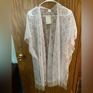 Elegant White Lace Kimono Cardigan